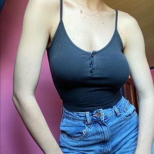 Brandy melville Lorene button tank🖤